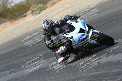 media/Mar-28-2022-Superbike Trackdays (Mon) [[b8603d0f67]]/Open Track Time/Turn 3 Inside/